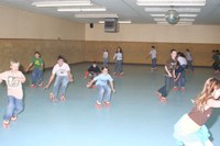 kids at skating rink